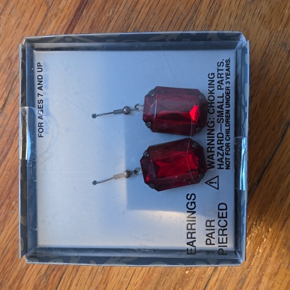 Costume Jewelry Bundle Girls Women's  Necklace Bracelet Earrings Lot of 8 - Picture 7 of 10